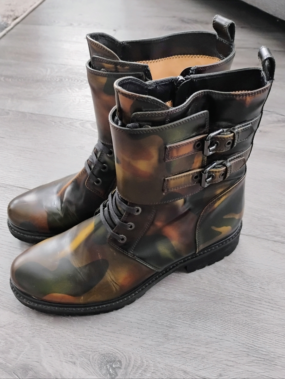 Lariblu Italian Patina Leather Combat Boots
